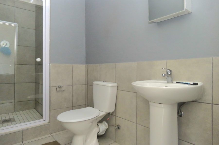 To Let 2 Bedroom Property for Rent in Parklands Western Cape
